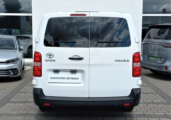 Toyota ProAce cena 99900 przebieg: 181000, rok produkcji 2018 z Strumień małe 154